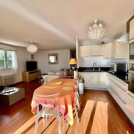T4 Route Des Sanguinaires 85m² + Terrasse De 80m² * Ajaccio (Corsica)