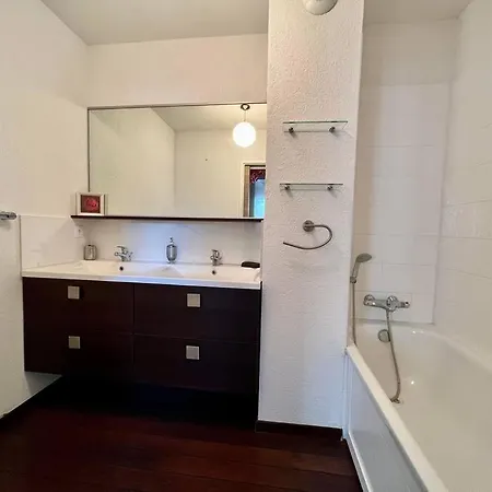 T4 Route Des Sanguinaires 85m² + Terrasse De 80m² * Ajaccio (Corsica)